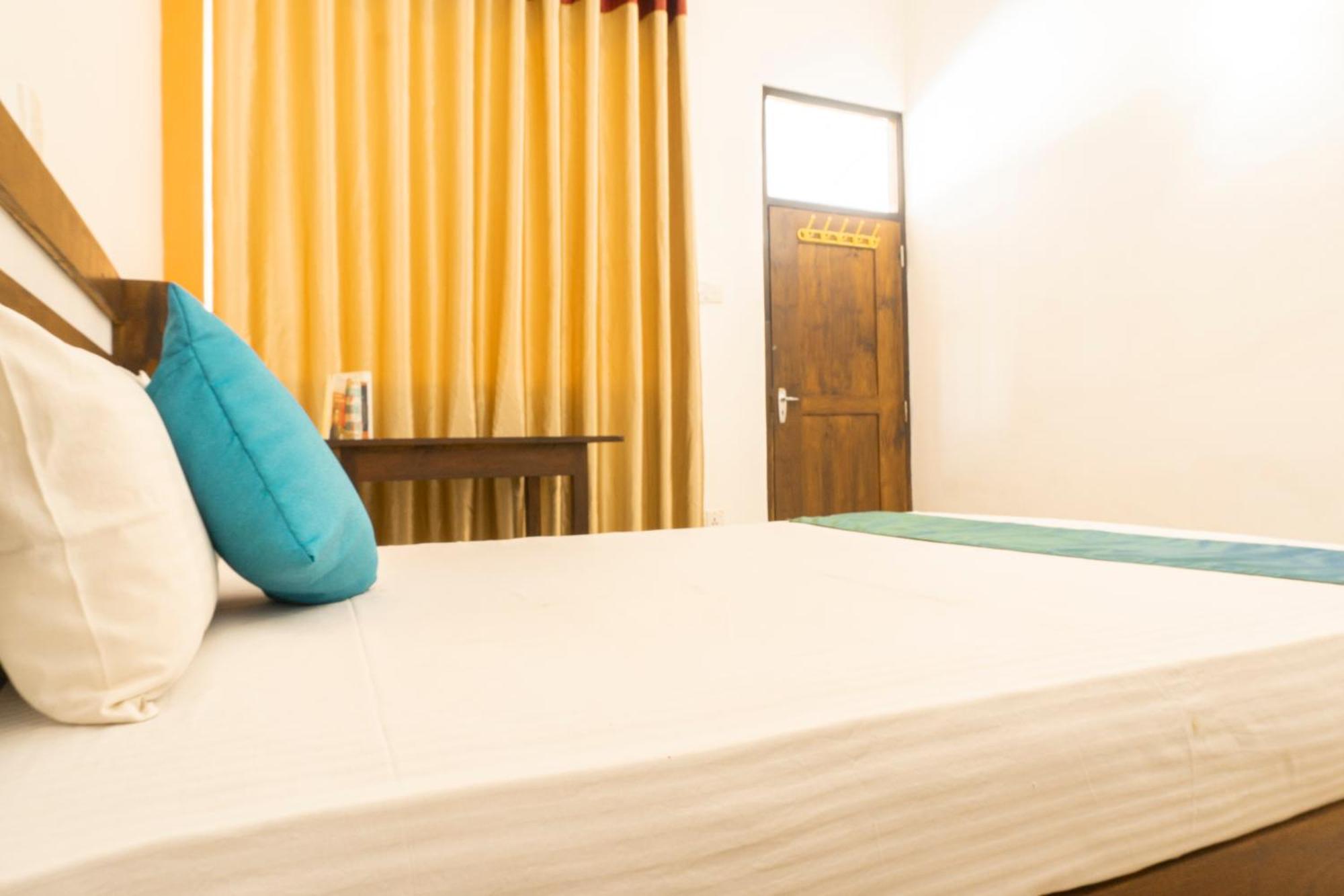 Blumarine Guest House Negombo Extérieur photo
