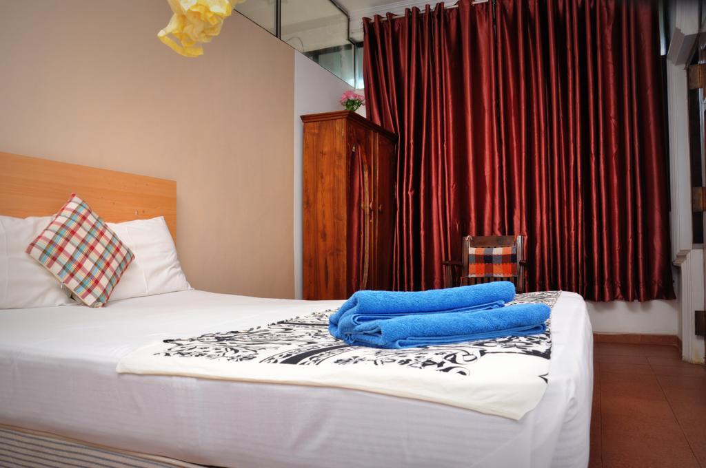 Blumarine Guest House Negombo Extérieur photo